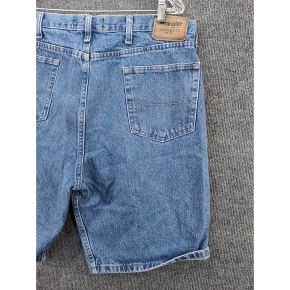 Mens Wrangler Authentics Jean Shorts Size 38 Blue Denim ZM2S0SW 18.5W 9 Inseam - Picture 6 of 11